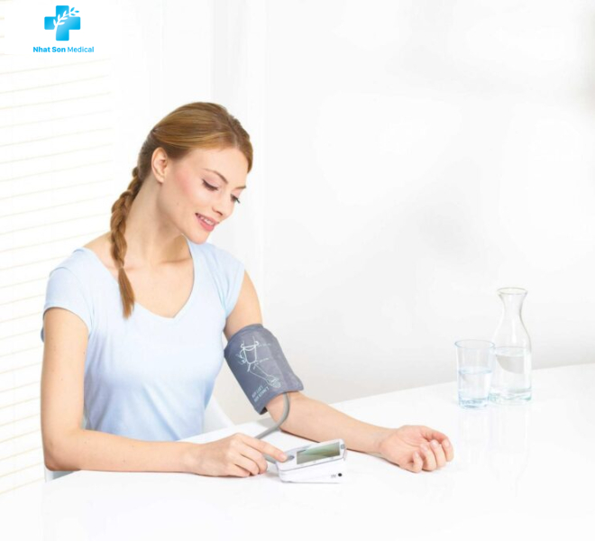 Máy đo huyết áp bắp tay  BM44
